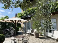 Corte Gondina Boutique Hotel Hotels in La Morra