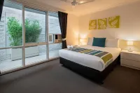 The Beach Motel Hervey Bay Hotels in Torquay