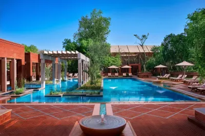 ITC Mughal, a Luxury Collection Resort & Spa, Agra Отели в г. 