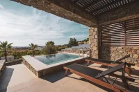 Kouros Blanc Resort & Suites - Romantic