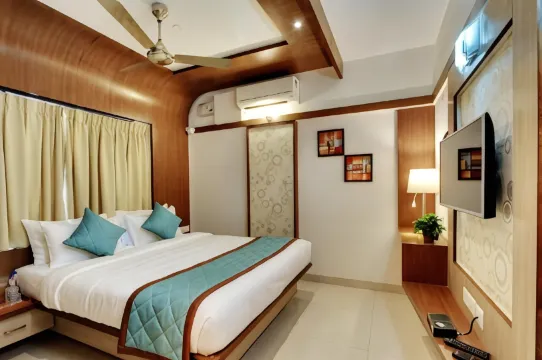 白色城堡-精品公寓酒店