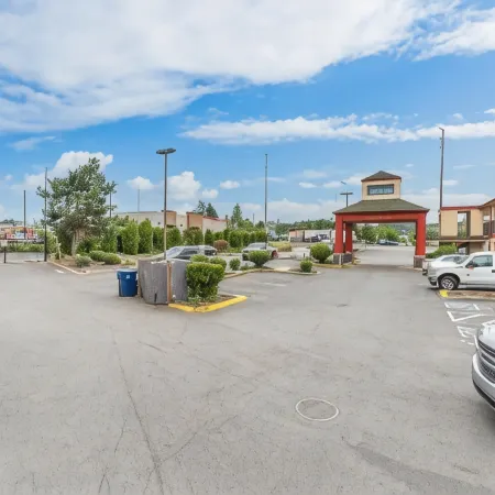 Days Inn by Wyndham Federal Way