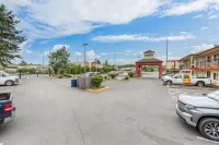 Days Inn by Wyndham Federal Way - Parkplatz