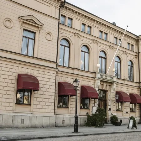 Nora Stadshotell, Sure Hotel Collection by Best Western Отели в г. Нура