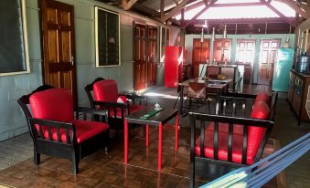 Unu Pikin Guesthouse