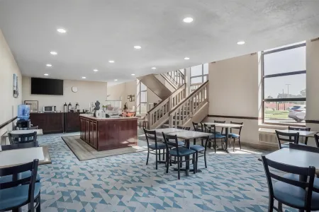 SureStay Plus Hotel by Best Western Greenwood