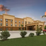 Hampton Inn Beeville Các khách sạn gần Coastal Bend College