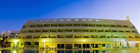 Apartamentos Pirámides