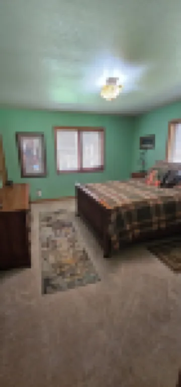 Home nestled in a private forest setting,  mountain views, walk to Kenai Lake. Hotels in Cooper Landing