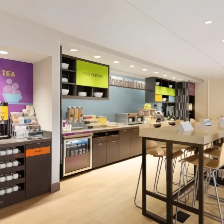 Home2 Suites by Hilton Saratoga Malta Отели в г. Балстон