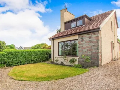 An Cala Ocean Explorer Centre 주변 호텔