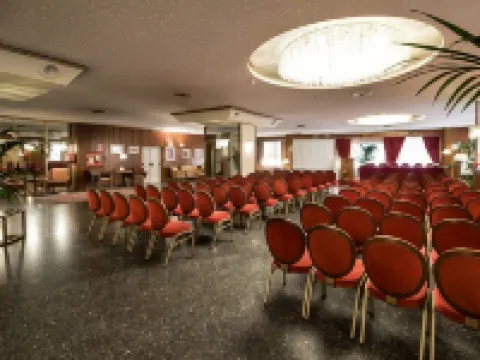 โรงแรมรอยัลพาเลซ โรงแรมในเมสซีนา