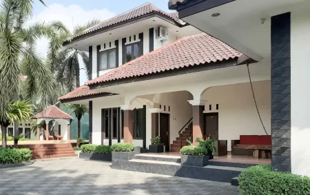 Hotel Pondok Indah Beach Pangandaran