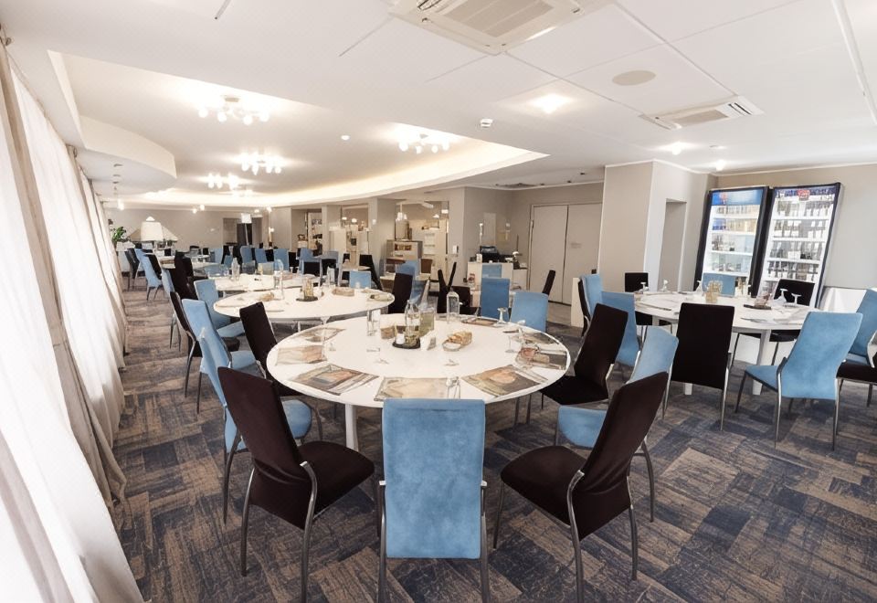 2. 콘티넨탈 수체아..