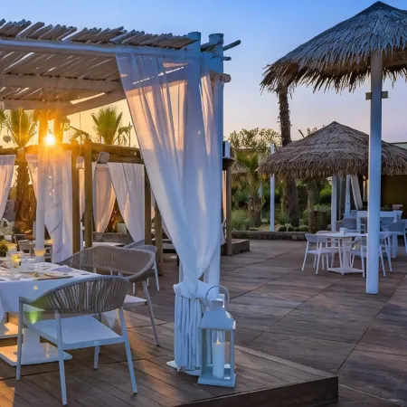 Pareus Beach Resort
