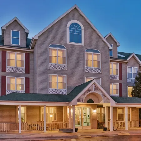 Country Inn & Suites by Radisson, Birch Run-Frankenmuth, MI