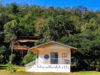Baan Suan Rojjana - parking