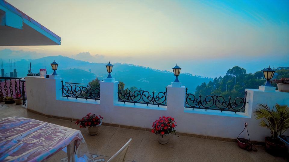 B's Hive Guest House