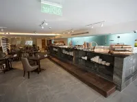Gloria Hotel Amman Hotels near City Mall