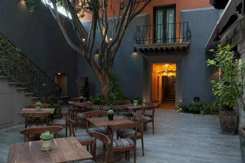 Dos Casas Hotel & Spa - Mountain View