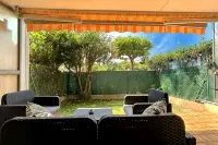 Elegant Haven of Peace | Garage | Terrace | Garden | Residential Pool |WiFi - 民泊