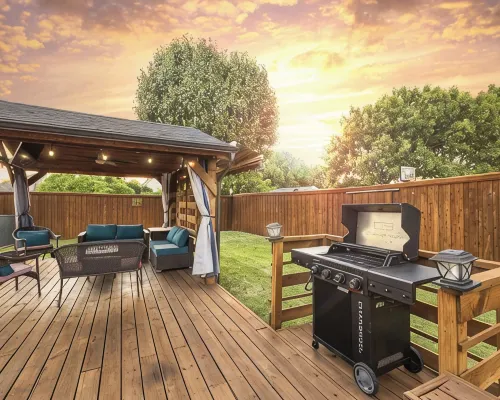 2 minutes from lake, Pickleball, Hot Tub, Pool table! Hoteles en Rowlett