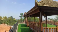 Family Villa Gentong - Homestays