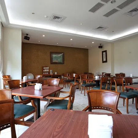 The Koos Hotel Отели рядом с достопримечательностью «Станция метро Dapinglin»