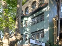 Highfield Private Hotel Hotels in Potts Point