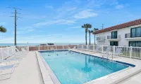 Peaceful Beachfront Getaway