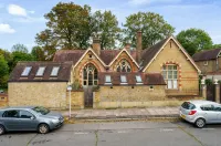 School Cottage conversion - Bungalows
