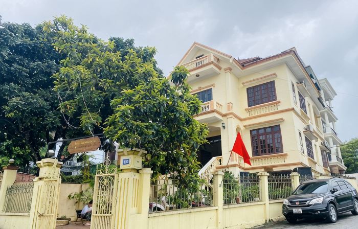 Kim's Homestay & Villa