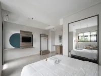 Cove Aspena Residence Hotels in Batuceper