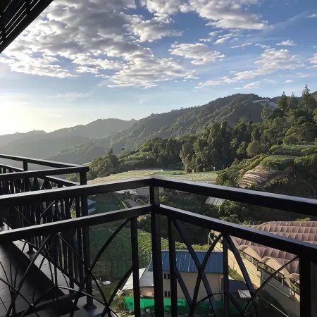 Cameron Nova Highlands Resorts I