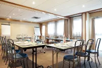 Ibis Budget Fresnes - ที่มีที่จอดรถ