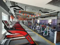 Beiman Hotel (Wuzhou Wanhui Plaza, yingshang High-speed Railway Station)