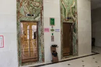 Vienna Hotel (Zhaoqing Sihui Center Yubo City)