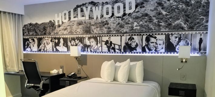 Glen Capri Inn and Suites - Burbank Universal Hotel di Glendale