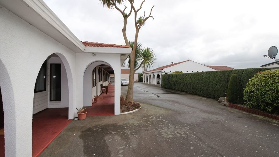 Hacienda Motel