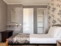 Uralskie Samotsvetyi Hotel
