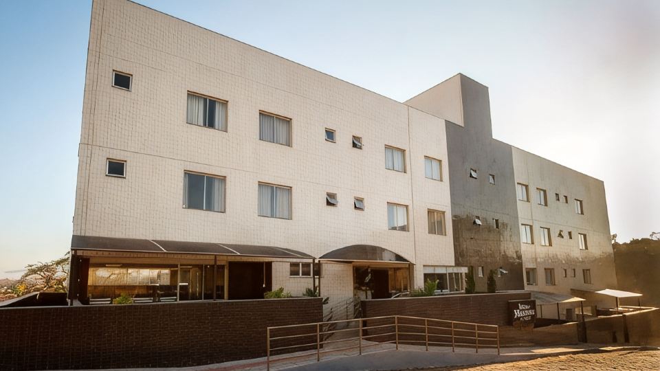 Ville de Montagne Hotel