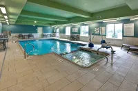Holiday Inn Express & Suites MANHATTAN by IHG - Hot Tub