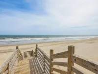 Remodeled Kitchen+Bath / 2Min Walk to Beach / Pool, Pickleball+Tennis / Gameroom 코롤라 호텔