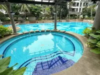 Costa Mahkota [3 min to Mahkota, 4pax, 1car park] by LoHas