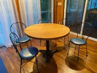 Paradise rediscovered 3-bedroom chalet in amenities rich lake community - balcony