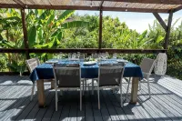 Villa fully equipped, for 8, swimming pool, 4 air-conditioned bedrooms