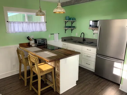 A Delightful Beach Loft with Panoramic Ocean View - 2-Star