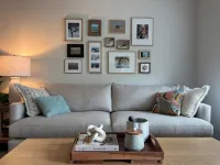 Pet friendly! King bed, smart TVs, mins to beaches from this brand new townhome
