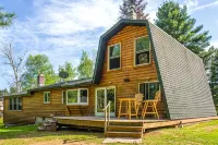 Spacious 5-bedroom house in serene Clam Lake with WiFi - Wifi