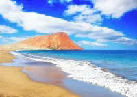 100 Steps to the Sand - next to Playa La Tejita El Medano.  Sea and pool views - Apartments